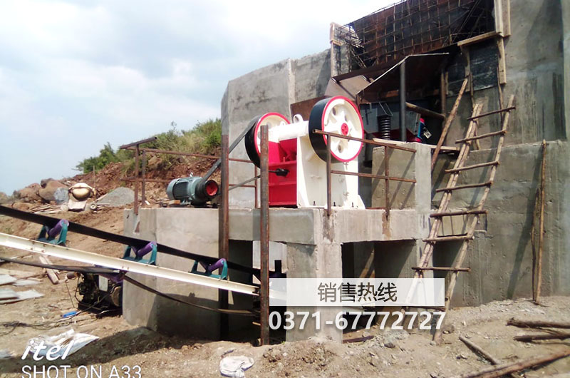隆鑫矿山破碎设备有限公司提供成套砂石料制砂生产线